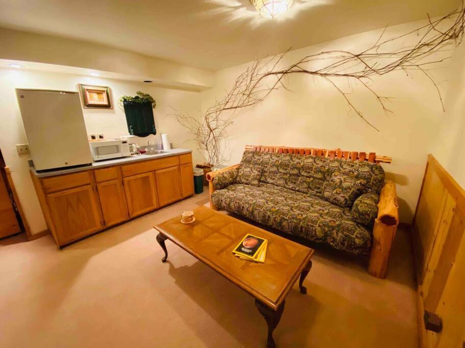 The Loft At Bear Mountain Log Cabins ยูเรกาสปริงส์ ภายนอก รูปภาพ