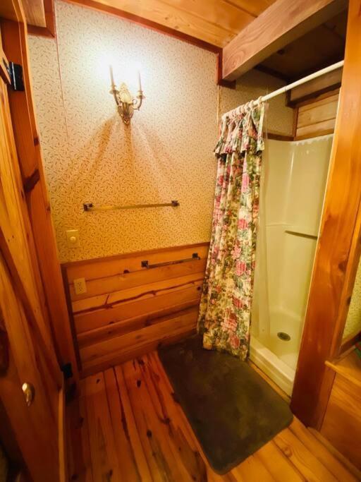 The Loft At Bear Mountain Log Cabins ยูเรกาสปริงส์ ภายนอก รูปภาพ